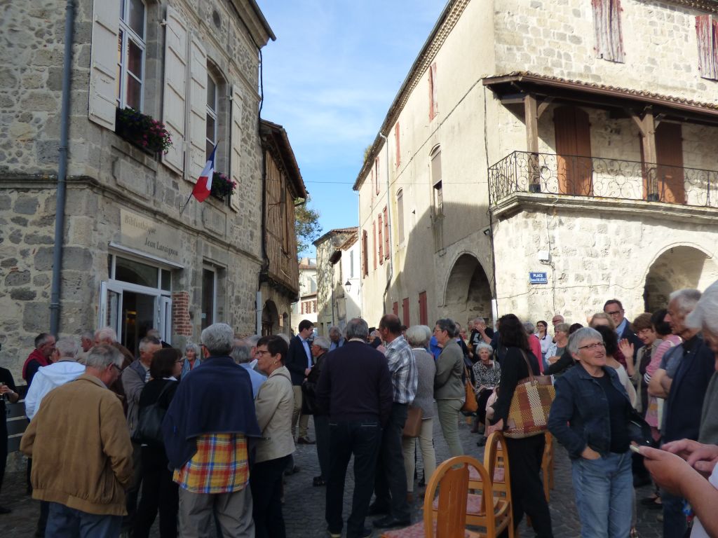 bibliotheque mai 2019 mairie mezin 3